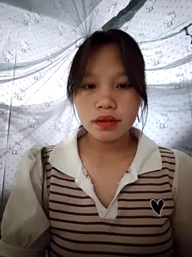 linh-miu99 online show from March 26, 3:23 am