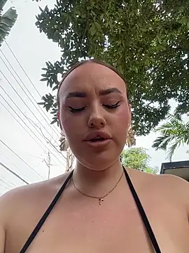 KiraSunshine online show from February 20, 4:42 am