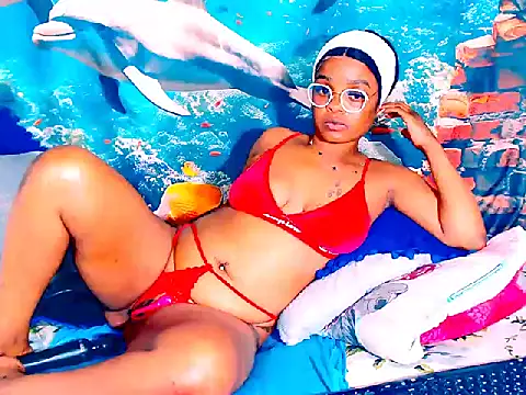 Cherrybootyjoy online show from December 21, 7:21 pm