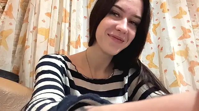 Snapshot of LoreleiFolta chatting on November 3, 11:15 pm LoreleiFolta online show from November 3, 11:15 pm