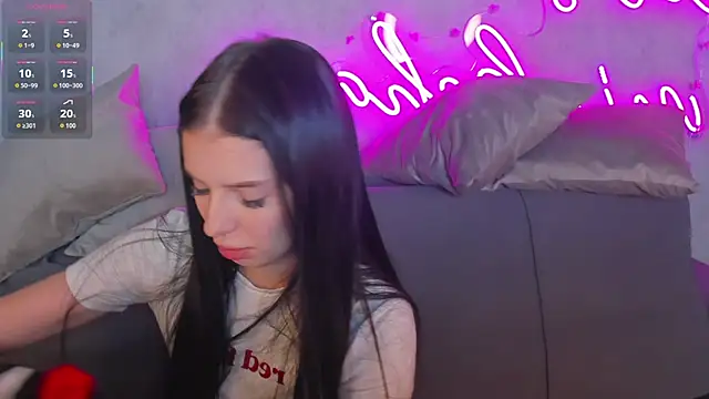 Eva Mayers online show from November 19, 10:54 pm