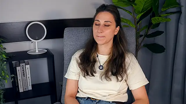 Snapshot of PatKnotek chatting on October 22, 8:58 am PatKnotek online show from October 22, 8:58 am