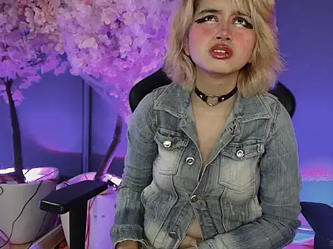 Navier   online show from October 25, 2:13 pm