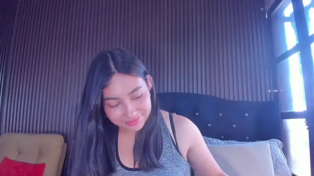 ViolettRouse online show from April 2, 3:53 pm