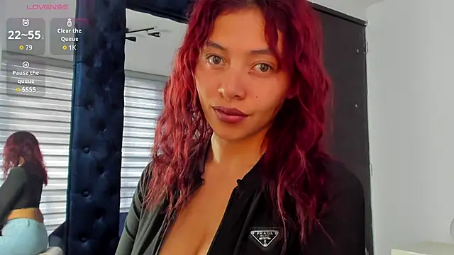 melanie roux   online show from January 18, 12:42 pm