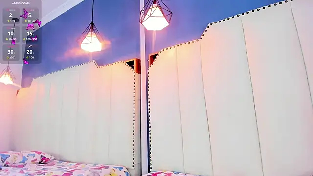 MiaCassel online show from February 5, 11:48 am