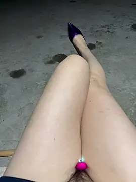 Snapshot of OL-Bai-Jie chatting on May 27, 2:36 pm OL-Bai-Jie online show from May 27, 2:36 pm