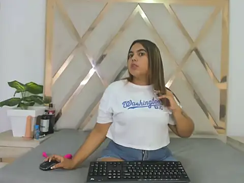 valentinaasm online show from March 26, 12:55 pm