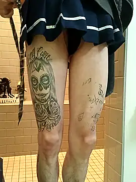 Snapshot of jopunx chatting on April 2, 9:29 am jopunx online show from April 2, 9:29 am