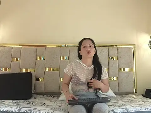 mara wesley online show from October 27, 3:43 am