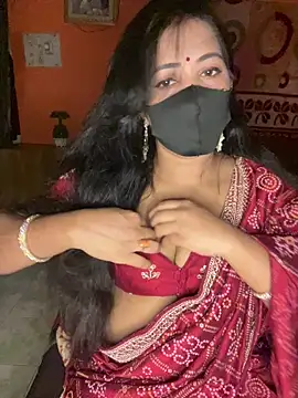 Snapshot of Dipu_cute chatting on February 15, 7:43 pm Dipu cute online show from February 15, 7:43 pm