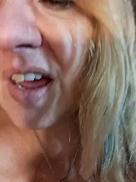 JennyInVegas online show from June 28, 7:20 pm