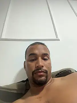 casalbrhot25 online show from November 4, 1:59 am