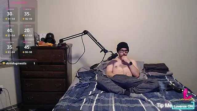 Snapshot of Sin_Lord chatting on October 22, 4:46 am Sin Lord online show from October 22, 4:46 am