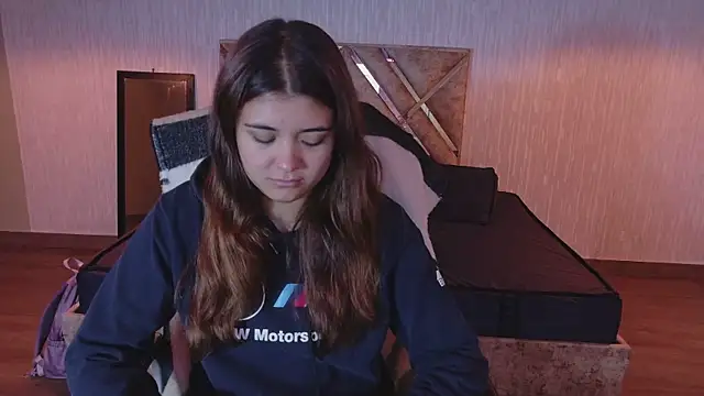 Snapshot of _jeessy chatting on November 20, 4:23 am jeessy online show from November 20, 4:23 am