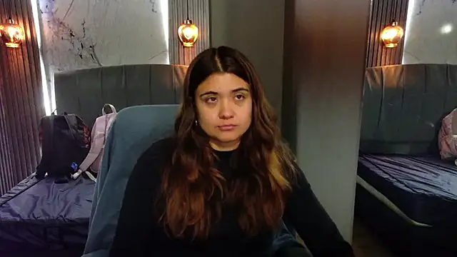 Snapshot of _jeessy chatting on November 30, 6:06 am jeessy online show from November 30, 6:06 am