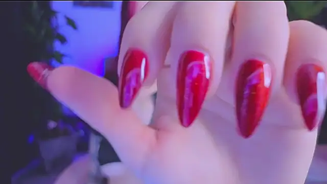 SophiaBerryy online show from April 4, 4:11 am