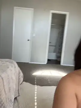 babygirlesme online show from May 8, 3:28 pm