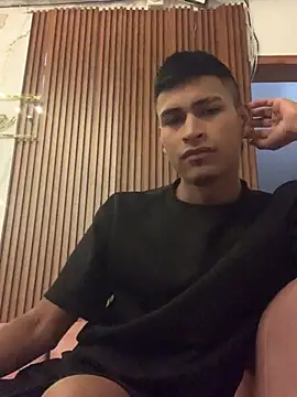 Emiliano Reyes online show from July 10, 5:23 am
