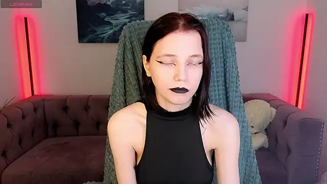 Snapshot of MitaSide chatting on January 14, 9:42 pm MitaSide online show from January 14, 9:42 pm