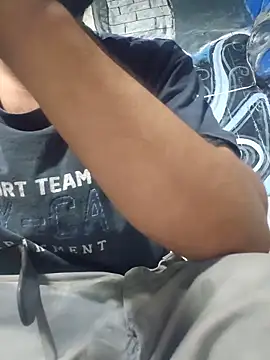 Snapshot of vergueo3 chatting on March 26, 11:21 pm vergueo3 online show from March 26, 11:21 pm