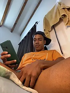 liam Brooks9 online show from May 14, 4:41 am