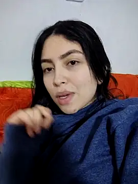 Snapshot of Lenguasdegato1699 chatting on October 20, 4:57 am Lenguasdegato1699 online show from October 20, 4:57 am