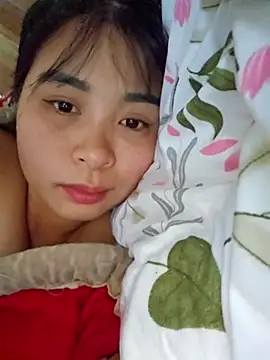 Squirrel-Pear online show from November 28, 12:02 am