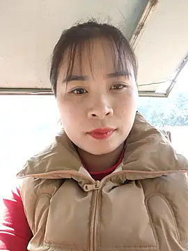 Squirrel-Pear online show from January 18, 4:38 am