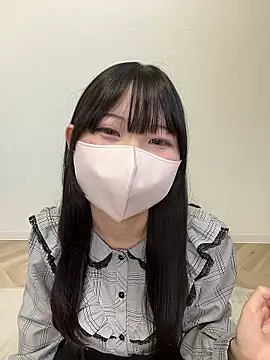 Snapshot of Reina_cute_00_ chatting on October 28, 3:21 am Reina cute 00  online show from October 28, 3:21 am