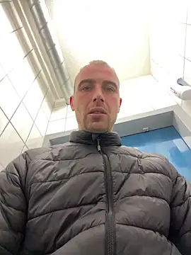 Rotteei1 online show from October 22, 11:54 am