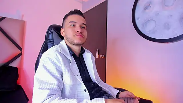 mike 257 online show from November 19, 12:05 pm