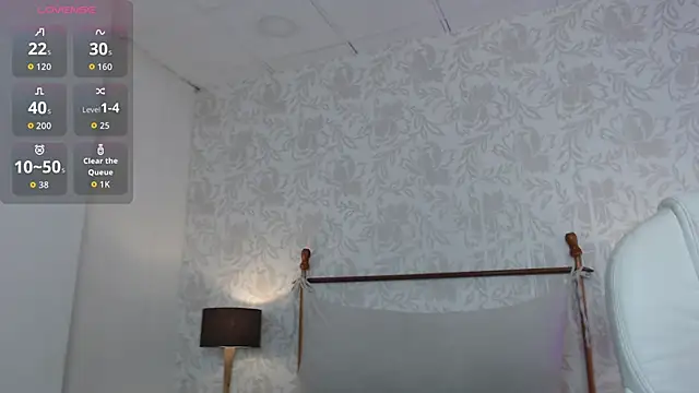 Rachellparker  online show from February 12, 11:16 am