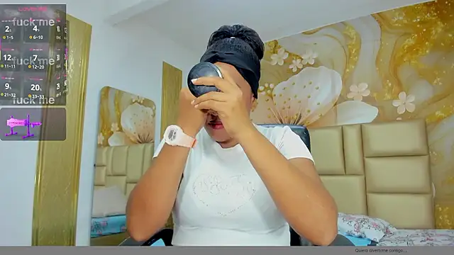 Snapshot of NahomiWalker_ chatting on February 20, 4:07 pm NahomiWalker online show from February 20, 4:07 pm