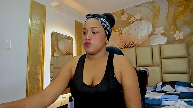 Snapshot of NahomiWalker_ chatting on March 9, 8:02 pm NahomiWalker online show from March 9, 8:02 pm