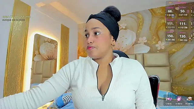 Snapshot of NahomiWalker_ chatting on March 11, 7:53 pm NahomiWalker online show from March 11, 7:53 pm