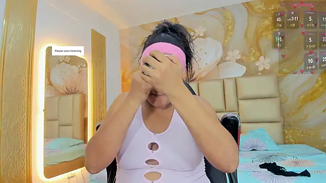 Snapshot of NahomiWalker_ chatting on March 23, 7:40 pm NahomiWalker online show from March 23, 7:40 pm