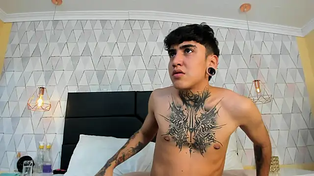 SantiOlsen online show from December 14, 12:21 pm