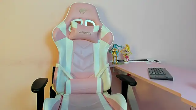 SantiOlsen online show from December 19, 9:55 pm