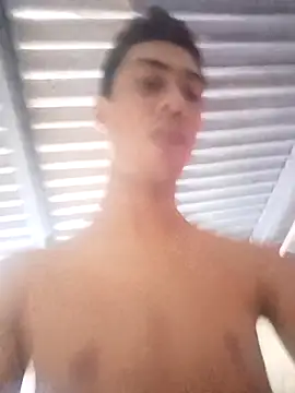 Snapshot of Cluny chatting on October 18, 9:37 pm Cluny online show from October 18, 9:37 pm