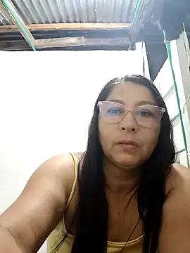 Snapshot of Brilly69 chatting on October 22, 2:01 am Brilly69 online show from October 22, 2:01 am