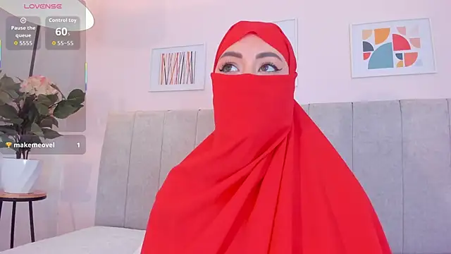 Snapshot of fatiima_ chatting on February 16, 7:10 pm fatiima online show from February 16, 7:10 pm