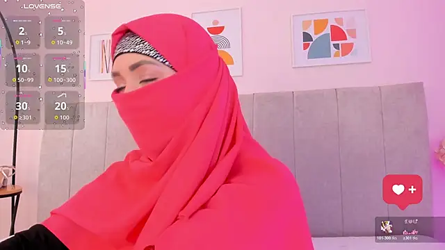 Snapshot of fatiima_ chatting on March 9, 7:18 pm fatiima online show from March 9, 7:18 pm