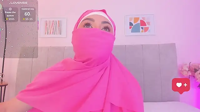 Snapshot of fatiima_ chatting on March 10, 7:08 pm fatiima online show from March 10, 7:08 pm