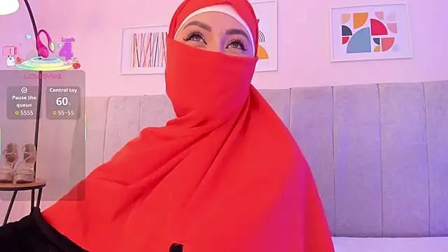 Snapshot of fatiima_ chatting on March 24, 7:30 pm fatiima online show from March 24, 7:30 pm