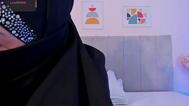 Snapshot of fatiima_ chatting on March 31, 7:03 pm fatiima online show from March 31, 7:03 pm