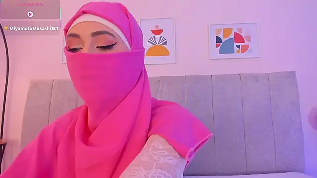 Snapshot of fatiima_ chatting on April 1, 7:22 pm fatiima online show from April 1, 7:22 pm