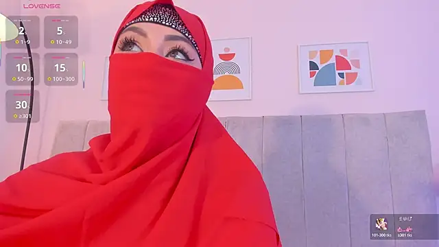fatiima  online show from April 24, 6:10 pm