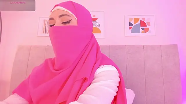 fatiima  online show from May 15, 7:21 pm
