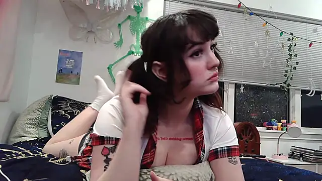 Trickylucy555 online show from February 11, 5:34 am